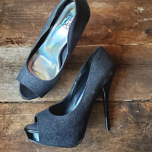 Shimmer Platform Peep-Toe Heels 😍 - Picture 3 of 6